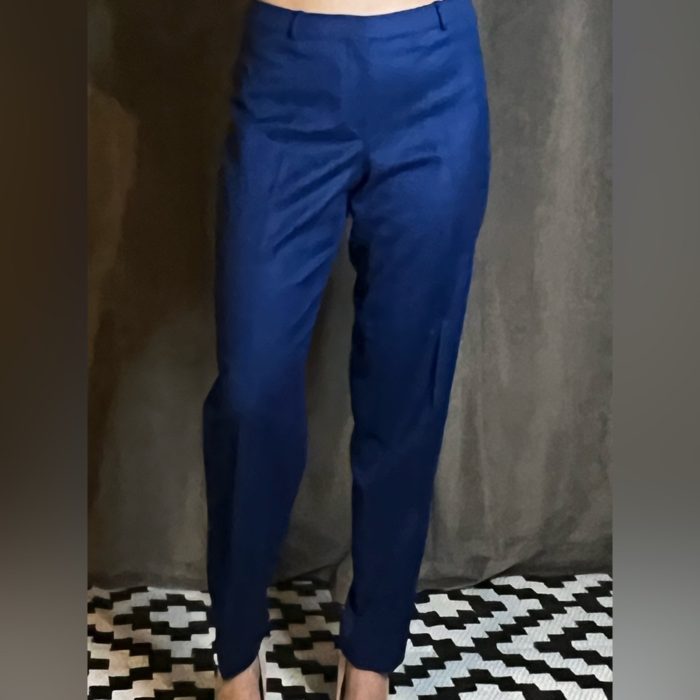 Like new beautiful Hugo boss blue cigarette pants - size 8 - Picture 2 of 7